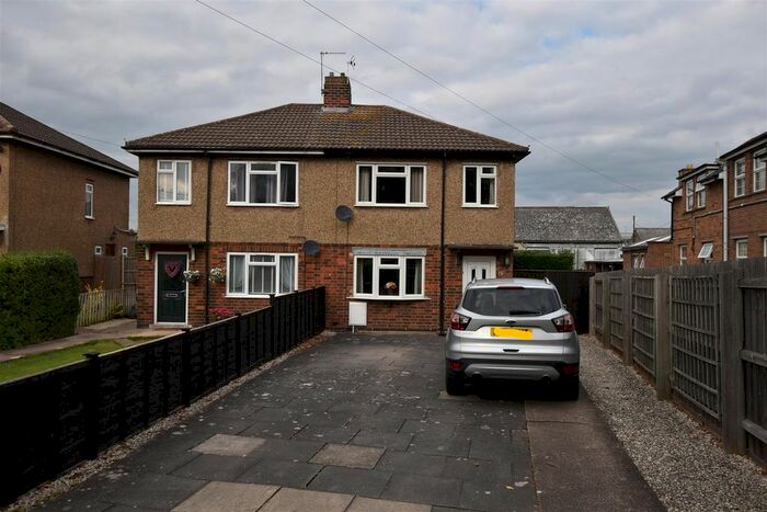 3 Bedroom Semi-Detached House For Sale In Hathern Road, Long Whatton, LE12