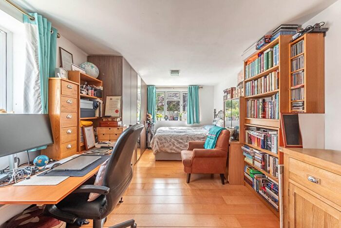 4 Bedroom Semi Detached House For Sale In Riverdene, Edgware, HA8