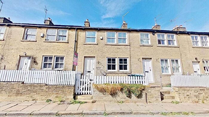 2 Bedroom Terraced House To Rent In Market Street, Thornton, Bradford, BD13