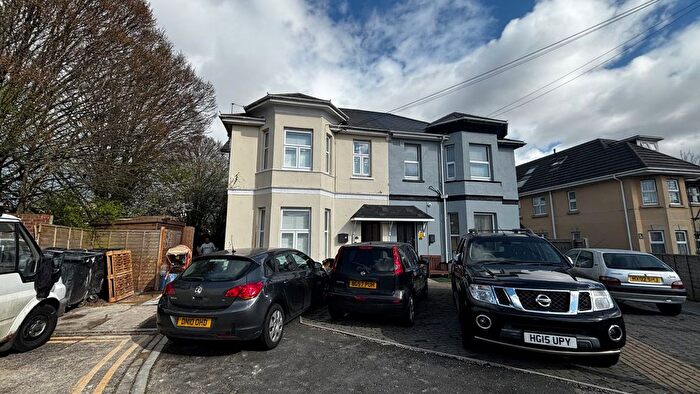 1 Bedroom Flat To Rent In Methuen Close, Bournemouth, BH8