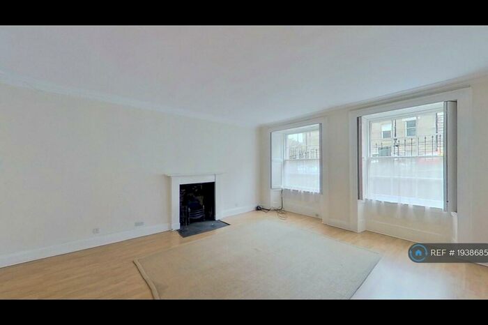 2 Bedroom Flat To Rent In Dundonald Street, Edinburgh, EH3