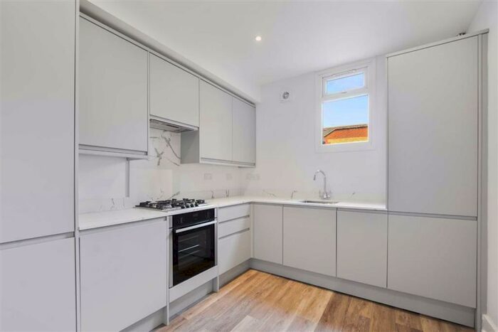 2 Bedroom Flat To Rent In Farringdon Road, Farrington Market, EC1R