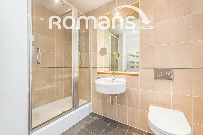 2 Bedroom Apartment To Rent In Gabriels Square, Lower Earley, RG6