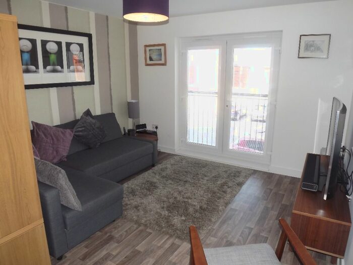 2 Bedroom Flat To Rent In Graceville Court, Warrington WA5