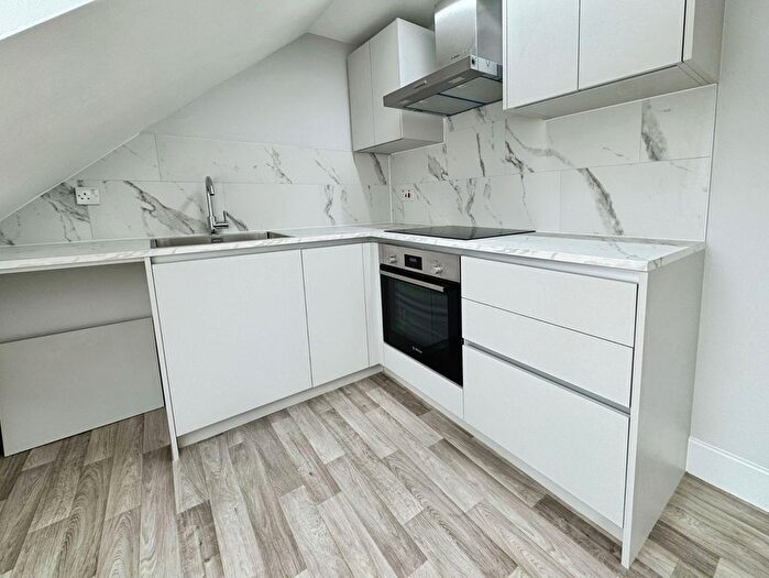 1 Bedroom Flat To Rent In Kenton Road, Harrow, HA3