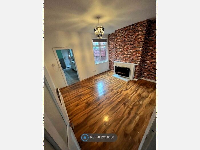 3 Bedroom Terraced House To Rent In Fletcher Street, Crewe, CW1