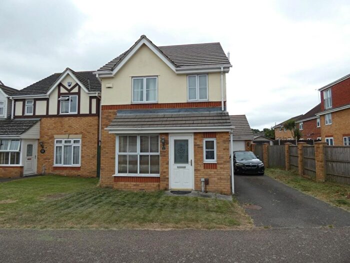 3 Bedroom Property To Rent In Marsh View, Gravesend, DA12