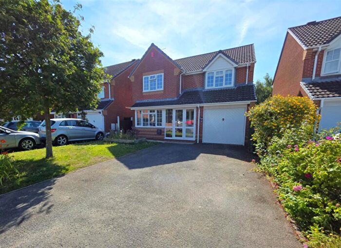 4 Bedroom Detached House To Rent In Regan Road, Moira, Swadlincote, DE12
