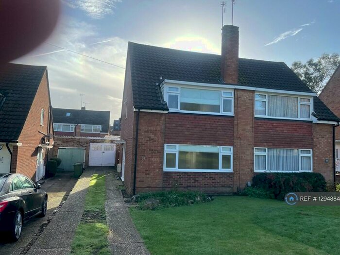 3 Bedroom Semi-Detached House To Rent In Dugdale Hill Lane, Potters Bar, EN6