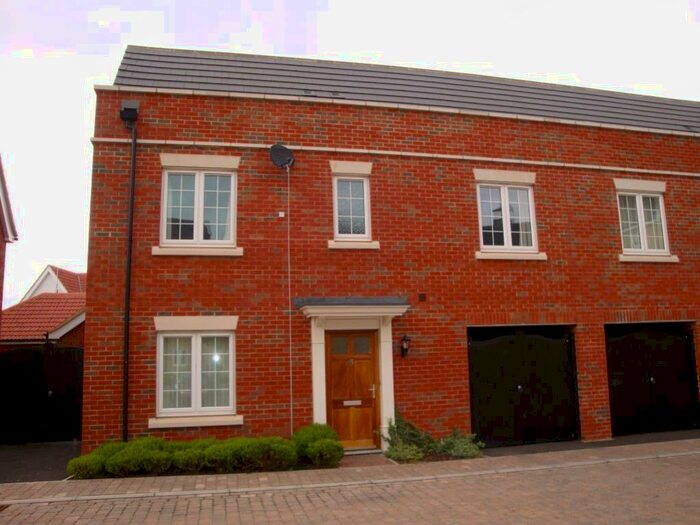 4 Bedroom Link Detached House To Rent In Red Lodge, IP28