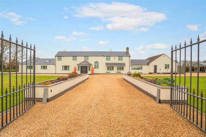 5 Bedroom Detached House For Sale In Water Eaton, Swindon, Wiltshire, SN6