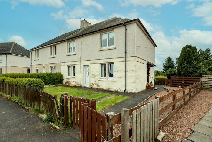 2 Bedroom Apartment For Sale In Meadowfield Place, Newmains, Wishaw, ML2