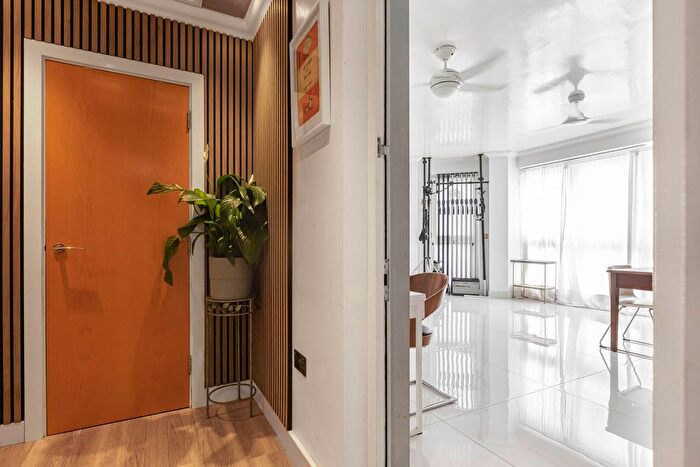 1 Bedroom Flat For Sale In Cheshire Street, London, E2