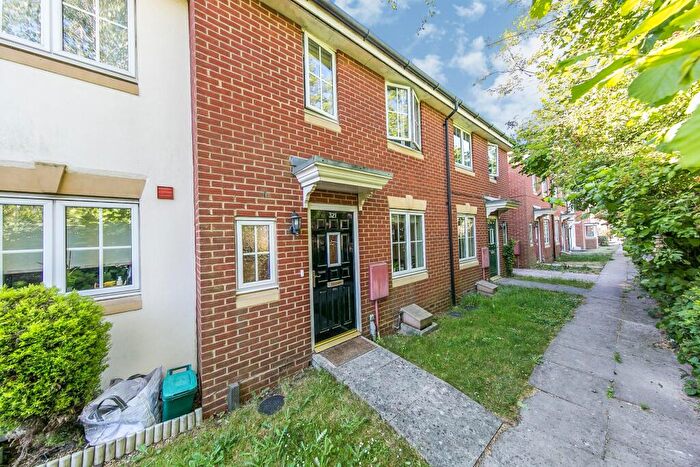 3 Bedroom Terraced House To Rent In Mill Road, Mile End, Colchester, CO4