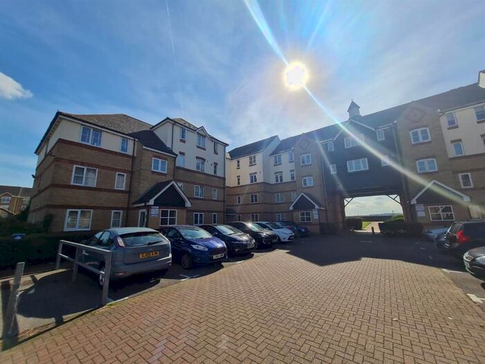 1 Bedroom Flat To Rent In Lewes Close, Grays, RM17