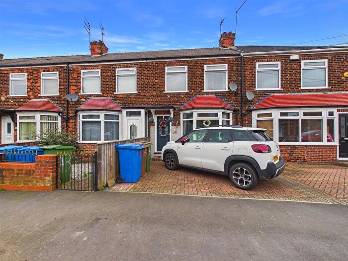 2 Bedroom Terraced House For Sale In Cambridge Road, Hessle, HU13