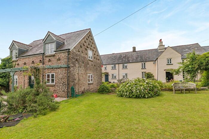 8 Bedroom Semi-Detached House For Sale In Whitebrook Lane, Llanvaches, NP26