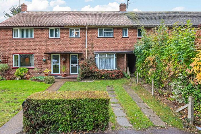 3 Bedroom Terraced House For Sale In Nuttings Road, Cambridge, CB1
