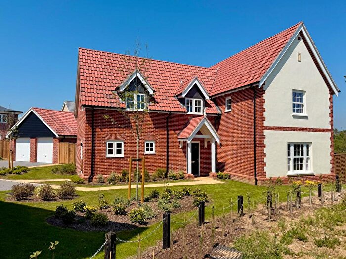 4 Bedroom Detached House For Sale In Ethelwold Drive, Wickham Market, Woodbridge, IP13
