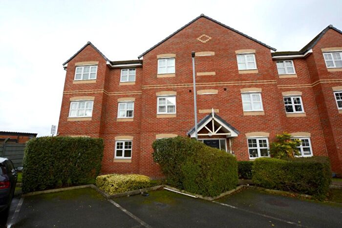 2 Bedroom Apartment For Sale In Palatine Street, Denton, M34