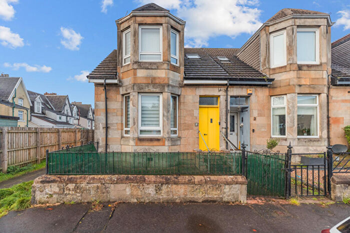 3 Bedroom End Of Terrace House For Sale In Tweedvale Avenue, Glasgow, G14