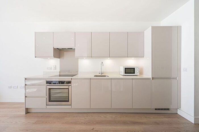 Studio To Rent In Blair Street, Poplar, London, E14