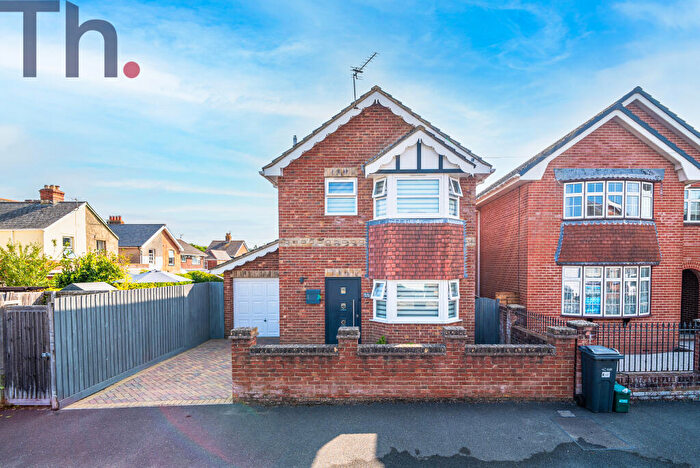 2 Bedroom Detached House For Sale In Newport, Isle Of Wight, PO30