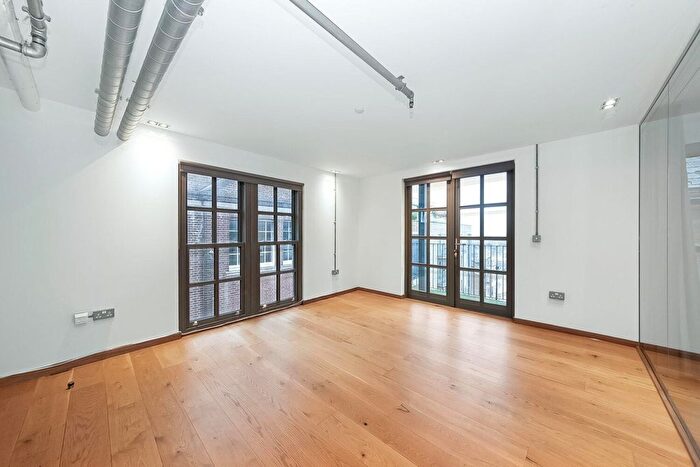 2 Bedroom Flat For Sale In Beardell Street, Crystal Palace, London, SE19