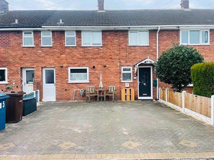 3 Bedroom Terraced House For Sale In Carder Avenue, Stafford, Staffordshire, ST16