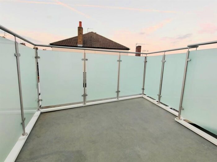 1 Bedroom Flat To Rent In East End Road, London, N2