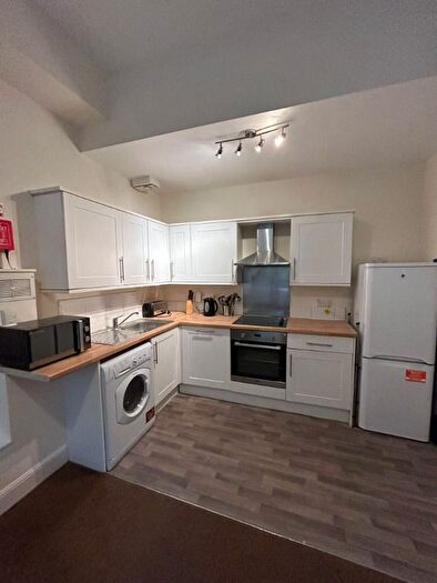 3 Bedroom Flat To Rent In Murieston Crescent, Dalry, Edinburgh, EH11