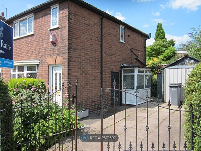 2 Bedroom Semi Detached House To Rent In Greenfield Road, Stoke On Trent, ST6