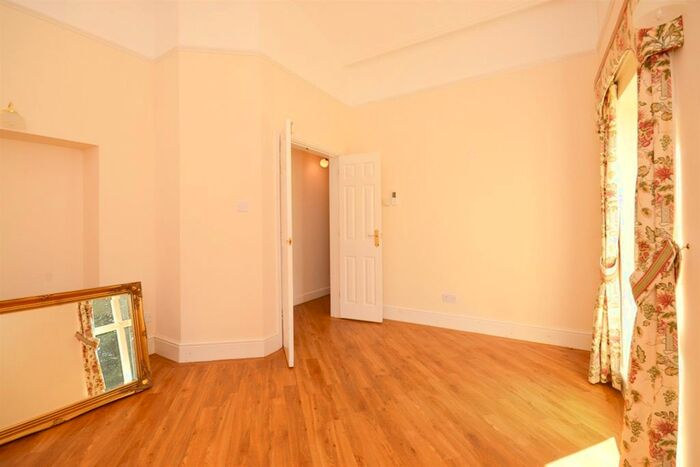 2 Bedroom Flat For Sale In Duesbury Court, Mickleover, Derby, DE3