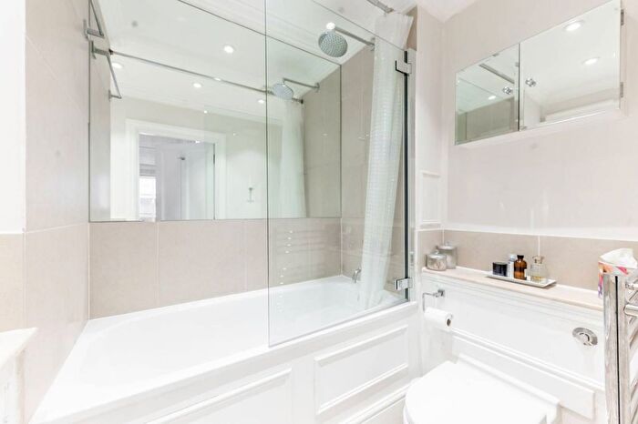 1 Bedroom Flat To Rent In Onslow Gardens, South Kensington, London, SW7