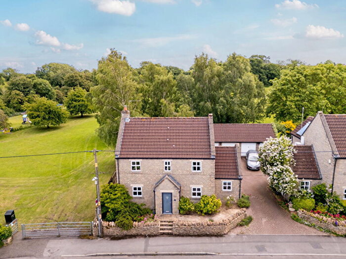 4 Bedroom Detached House For Sale In Pool Green, Neston, SN13