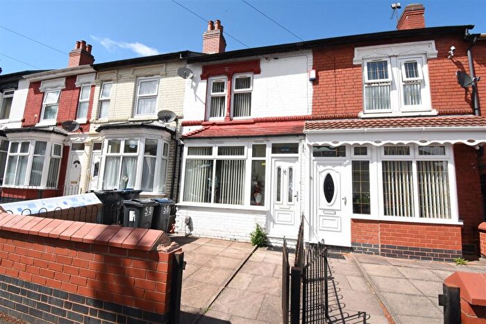 3 Bedroom Terraced House For Sale In Hazelbeach Road, Birmingham, B8