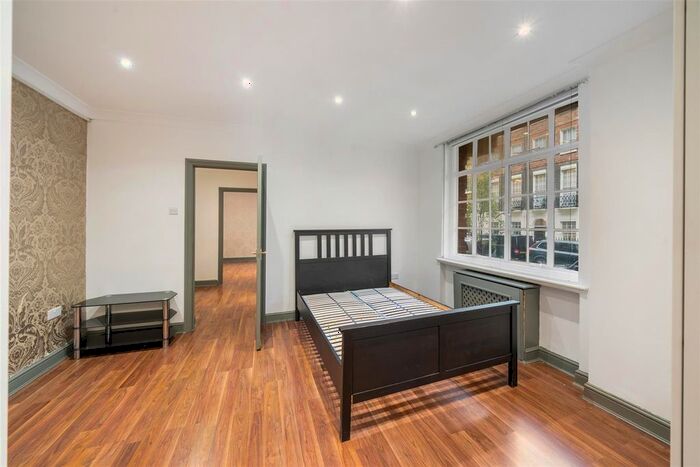1 Bedroom Flat To Rent In Quebec Court, Seymour Street, London, W1H