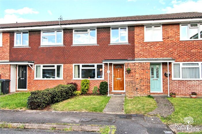 3 Bedroom Terraced House For Sale In Mill Reef Close, Thatcham, Berkshire, RG19