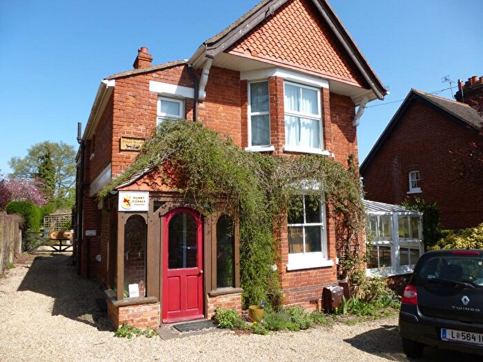2 Bedroom Flat To Rent In Wokingham Road, Bracknell, Berkshire, RG42