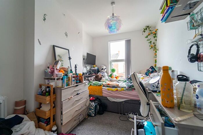5 Bedroom House To Rent In Bournbrook Road, Birmingham, B29