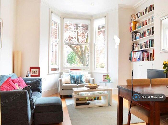 2 Bedroom Flat To Rent In Dennington Park Road, London, NW6