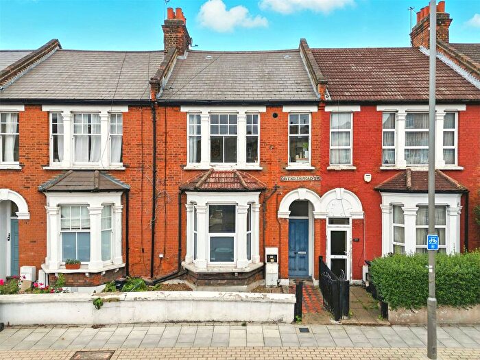 1 Bedroom Flat For Sale In Cavendish Road, London, SW12