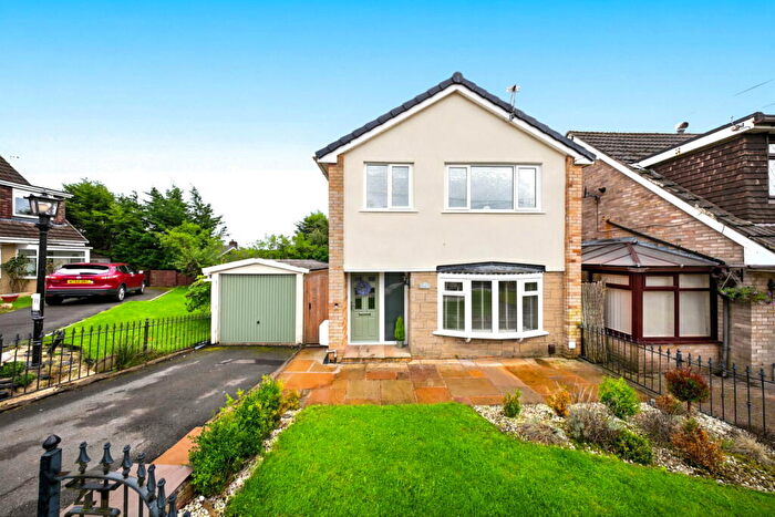3 Bedroom Detached House For Sale In Red Spar Road, Burnley, BB10