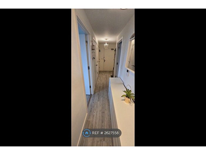 2 Bedroom Flat To Rent In Echo Court, Harrow, HA2
