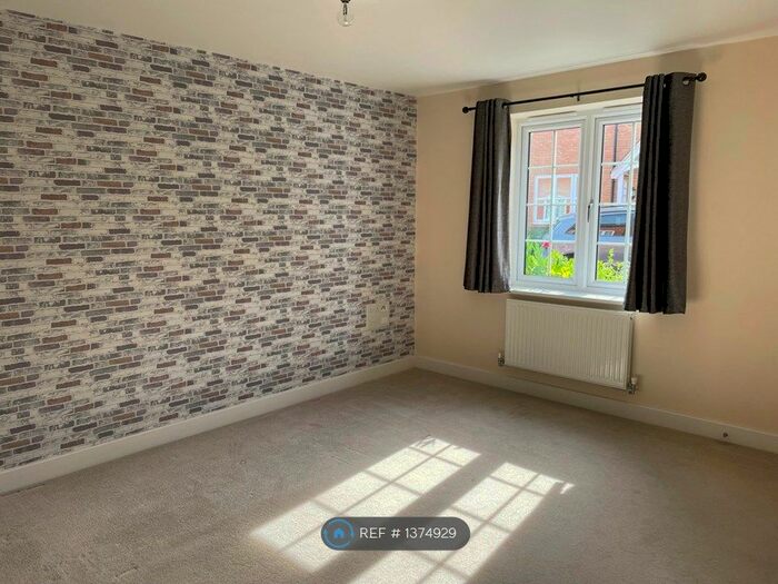 3 Bedroom End Of Terrace House To Rent In Stocks Lane, Winslow, Buckingham, MK18