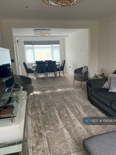 3 Bedroom Semi-Detached House To Rent In Ambleside Gardens, Wembley, HA9