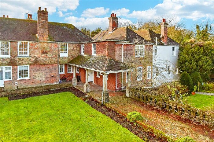 2 Bedroom Flat For Sale In Otterpool Lane, Lympne, Hythe, Kent, CT21