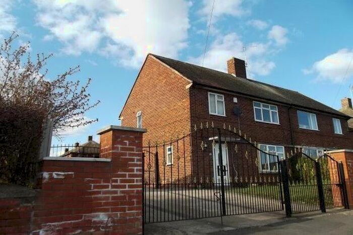 3 Bedroom Semi-Detached House To Rent In Staverton Road, Nottingham, NG8