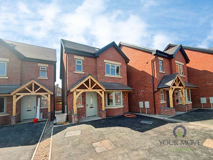 4 Bedroom Detached House To Rent In Bath Street, Sedgley, Dudley, West Midlands, DY3