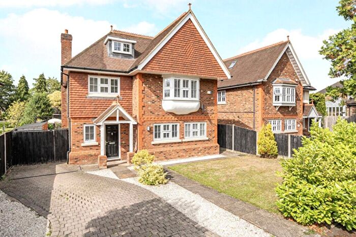 5 Bedroom Detached House For Sale In Heathside Park Road, Woking, Surrey, GU22